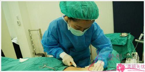 什么是E光<a href=http://www.f3bb6.cn/listinfo-770-0.html target=_blank class=infotextkey>嫩膚</a>？什么人合適實(shí)施E光<a href=http://www.f3bb6.cn/listinfo-770-0.html target=_blank class=infotextkey>嫩膚</a>？