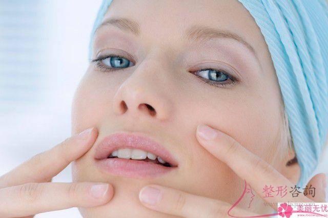 正規醫院激光無痛<a href=http://www.f3bb6.cn/listinfo-708-0.html target=_blank class=infotextkey>去眼袋</a>費用會是多少？