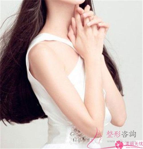 冰點<a href=http://www.f3bb6.cn/listinfo-665-0.html target=_blank class=infotextkey>脫唇毛</a>后為何會發生微紅