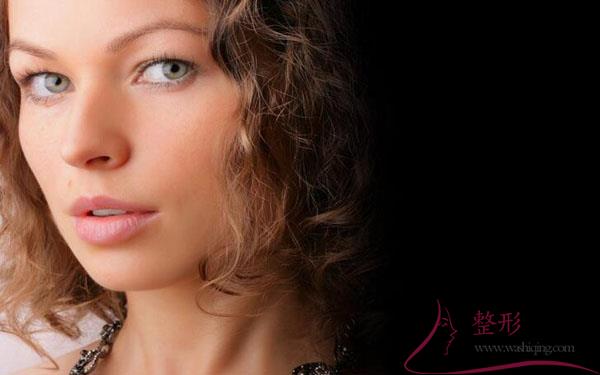 1305122743 1305122743