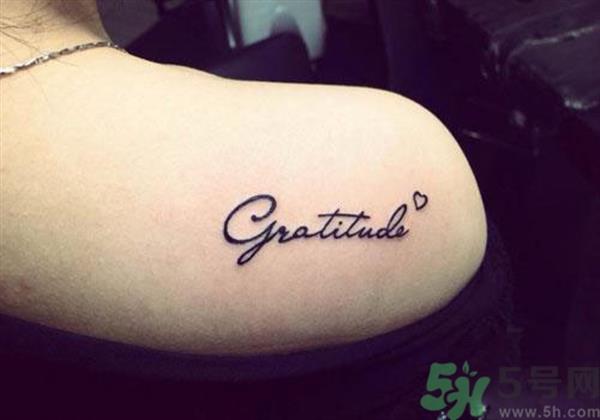 夏天紋身好嗎?哪個(gè)季節(jié)紋身比較好?