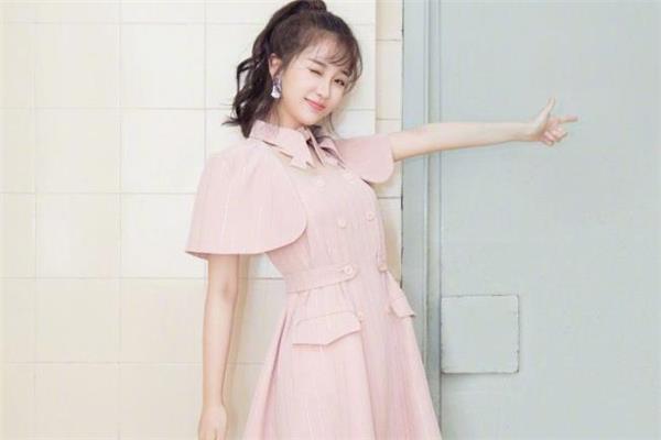 雙下巴<a href=http://www.f3bb6.cn/listinfo-682-0.html target=_blank class=infotextkey>溶脂</a>有什么副作用 雙下巴<a href=http://www.f3bb6.cn/listinfo-682-0.html target=_blank class=infotextkey>溶脂</a>有風險嗎