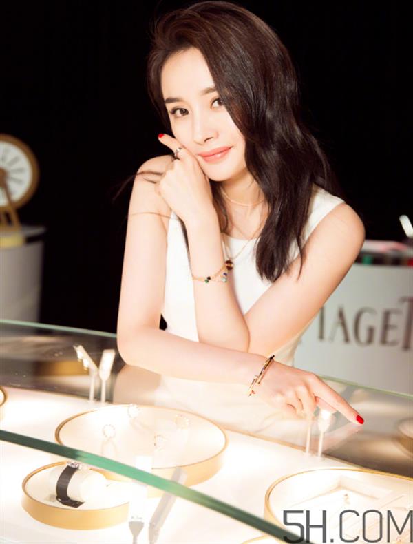 <a href=http://www.f3bb6.cn/listinfo-722-0.html target=_blank class=infotextkey>臥蠶</a>可以用脂肪填充嗎？<a href=http://www.f3bb6.cn/listinfo-722-0.html target=_blank class=infotextkey>臥蠶</a>可以打<a href=http://www.f3bb6.cn/listinfo-731-0.html target=_blank class=infotextkey>玻尿酸</a>么？