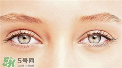 割<a href=http://www.f3bb6.cn/listinfo-724-0.html target=_blank class=infotextkey>雙眼皮</a>會影響視力嗎？割<a href=http://www.f3bb6.cn/listinfo-724-0.html target=_blank class=infotextkey>雙眼皮</a>會有失明的風(fēng)險嗎？