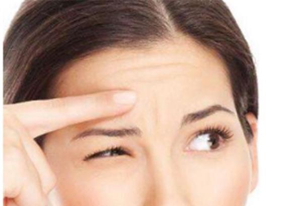 額顳部<a href=http://www.f3bb6.cn/listinfo-614-0.html target=_blank class=infotextkey>除皺</a><a href=http://www.f3bb6.cn/listinfo-765-0.html target=_blank class=infotextkey>去抬頭紋</a>適合哪種人？