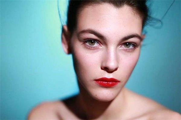 雙下巴<a href=http://www.f3bb6.cn/listinfo-685-0.html target=_blank class=infotextkey>吸脂</a>頭套帶多久 雙下巴<a href=http://www.f3bb6.cn/listinfo-685-0.html target=_blank class=infotextkey>吸脂</a>頭套怎么帶