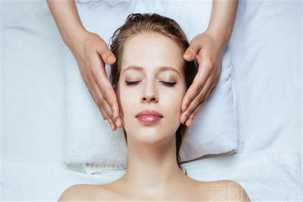 自體脂肪<a href=http://www.f3bb6.cn/listinfo-618-0.html target=_blank class=infotextkey>隆胸</a>可靠嗎 自體脂肪<a href=http://www.f3bb6.cn/listinfo-618-0.html target=_blank class=infotextkey>隆胸</a>成活率高嗎