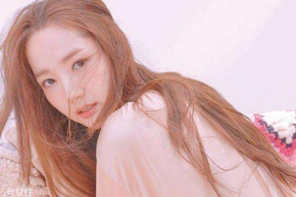 臉上的斑越來越多了怎么辦 激光<a href=http://www.f3bb6.cn/listinfo-795-0.html target=_blank class=infotextkey>祛斑</a>還你凈白美肌