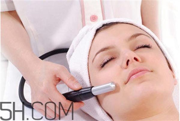 <a href=http://www.f3bb6.cn/listinfo-611-0.html target=_blank class=infotextkey>超聲刀</a>美容大概要花多少錢？<a href=http://www.f3bb6.cn/listinfo-611-0.html target=_blank class=infotextkey>超聲刀</a>作用原理是什么？