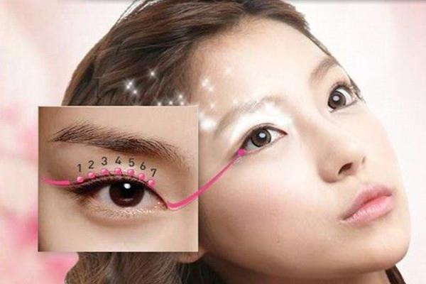 吸雕<a href=http://www.f3bb6.cn/listinfo-724-0.html target=_blank class=infotextkey>雙眼皮</a>價格是多少 吸雕<a href=http://www.f3bb6.cn/listinfo-724-0.html target=_blank class=infotextkey>雙眼皮</a>值得做嗎