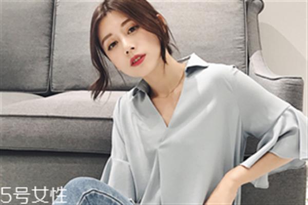 <a href=http://www.f3bb6.cn/listinfo-707-0.html target=_blank class=infotextkey>種睫毛</a>是怎么種的？<a href=http://www.f3bb6.cn/listinfo-707-0.html target=_blank class=infotextkey>種睫毛</a>是粘在睫毛這個位置