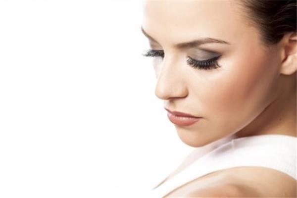 彩光<a href=http://www.f3bb6.cn/listinfo-770-0.html target=_blank class=infotextkey>嫩膚</a>多久做一次 要看個人膚質