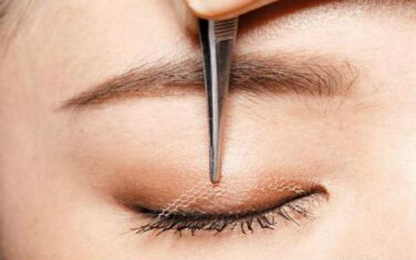 小內雙怎么貼<a href=http://www.f3bb6.cn/listinfo-724-0.html target=_blank class=infotextkey>雙眼皮</a>貼