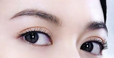 夏季適不適合做<a href=http://www.f3bb6.cn/listinfo-724-0.html target=_blank class=infotextkey>雙眼皮</a>手術？