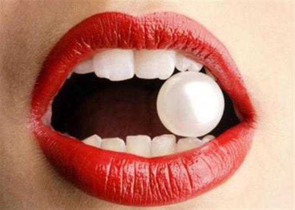 牙齒上有黃漬硬的牙石怎么處理