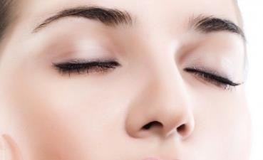 一單一<a href=http://www.f3bb6.cn/listinfo-724-0.html target=_blank class=infotextkey>雙眼皮</a>的原因