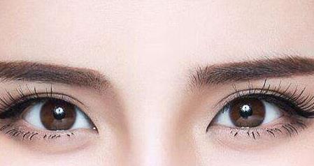 <a href=http://www.f3bb6.cn/listinfo-724-0.html target=_blank class=infotextkey>雙眼皮</a>拆線后涂什么藥