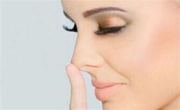 北京自體脂肪<a href=http://www.f3bb6.cn/listinfo-737-0.html target=_blank class=infotextkey>隆鼻</a>要多少錢