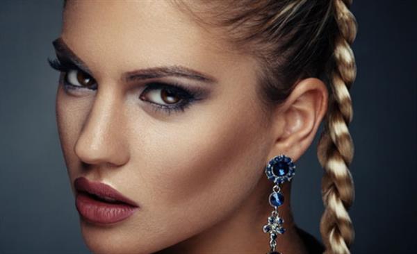 自體組織<a href=http://www.f3bb6.cn/listinfo-737-0.html target=_blank class=infotextkey>隆鼻</a>手術(shù)前后的準(zhǔn)備