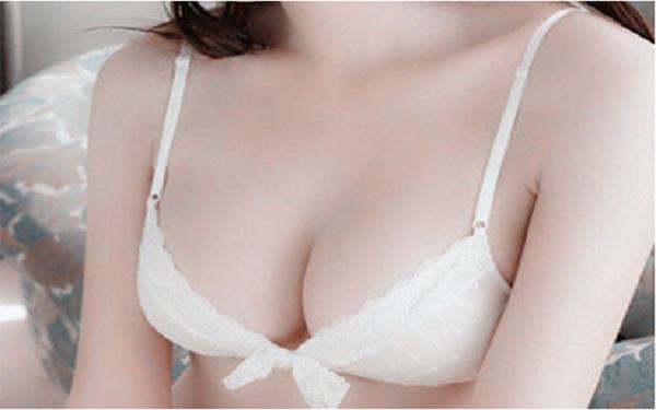 揭秘做假體<a href=http://www.f3bb6.cn/listinfo-618-0.html target=_blank class=infotextkey>隆胸</a>的優勢