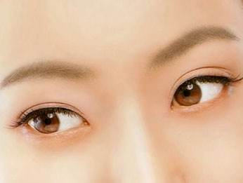 割完<a href=http://www.f3bb6.cn/listinfo-724-0.html target=_blank class=infotextkey>雙眼皮</a>多久消腫