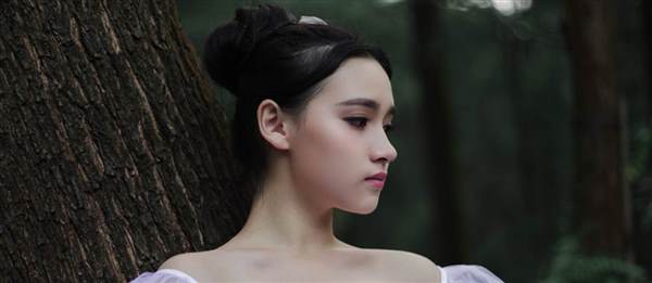 畢竟是動骨頭,做<a href=http://www.f3bb6.cn/listinfo-755-0.html target=_blank class=infotextkey>鼻小柱延長</a>術建議看看術前注意問題!