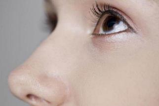 成都膨體<a href=http://www.f3bb6.cn/listinfo-737-0.html target=_blank class=infotextkey>隆鼻</a>術(shù)后注意事項有哪些