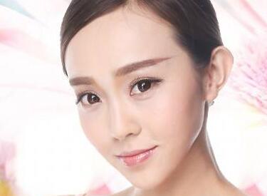 復(fù)合彩光<a href=http://www.f3bb6.cn/listinfo-770-0.html target=_blank class=infotextkey>嫩膚</a>術(shù)后注意事項(xiàng)