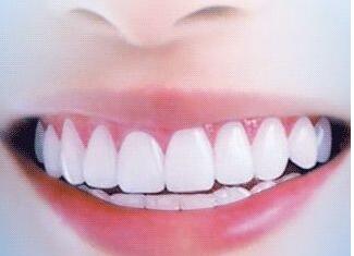 <a href=http://www.f3bb6.cn/listinfo-828-0.html target=_blank class=infotextkey>牙齒美白</a>術(shù)后注意事項(xiàng)