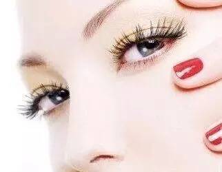 冬季適合做<a href=http://www.f3bb6.cn/listinfo-724-0.html target=_blank class=infotextkey>雙眼皮</a>嗎