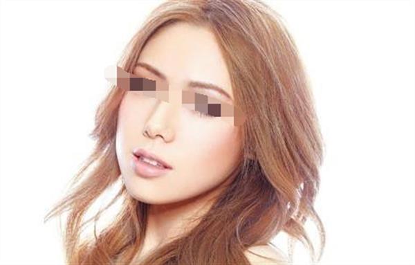 影響透明質(zhì)酸<a href=http://www.f3bb6.cn/listinfo-737-0.html target=_blank class=infotextkey>隆鼻</a>費(fèi)用的因素有哪些