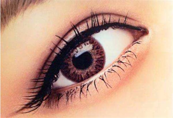 割<a href=http://www.f3bb6.cn/listinfo-724-0.html target=_blank class=infotextkey>雙眼皮</a>眼皮里硬硬的是怎么回事