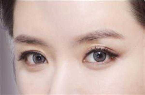 <a href=http://www.f3bb6.cn/listinfo-655-0.html target=_blank class=infotextkey>切眉</a>疤痕怎么辦