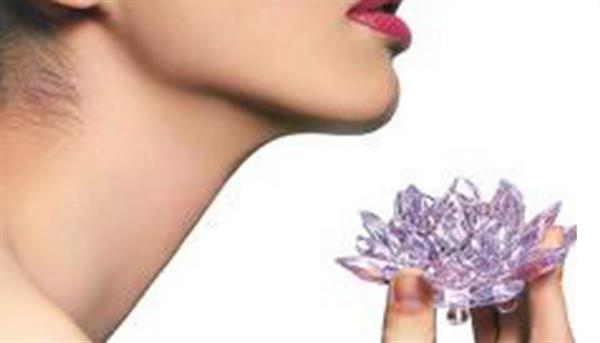 脖子可以抽脂嗎