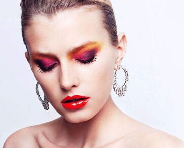 拆<a href=http://www.f3bb6.cn/listinfo-829-0.html target=_blank class=infotextkey>烤瓷牙</a>多久恢復