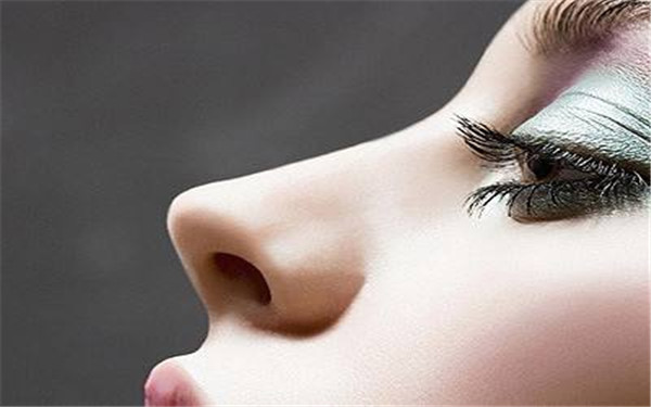 膨體<a href=http://www.f3bb6.cn/listinfo-737-0.html target=_blank class=infotextkey>隆鼻</a>感染周期可以預防嗎