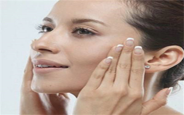 激光<a href=http://www.f3bb6.cn/listinfo-773-0.html target=_blank class=infotextkey>去胎記</a>后多久恢復?