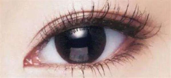 都說紋<a href=http://www.f3bb6.cn/listinfo-705-0.html target=_blank class=infotextkey>美瞳線</a>好!那做<a href=http://www.f3bb6.cn/listinfo-705-0.html target=_blank class=infotextkey>美瞳線</a>對眼睛有危害嗎?