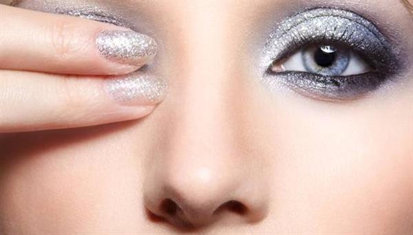 耳后軟骨<a href=http://www.f3bb6.cn/listinfo-737-0.html target=_blank class=infotextkey>隆鼻</a>的注意事項