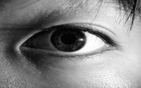 內<a href=http://www.f3bb6.cn/listinfo-724-0.html target=_blank class=infotextkey>雙眼皮</a>下垂了怎么辦?