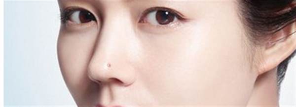 自體組織<a href=http://www.f3bb6.cn/listinfo-737-0.html target=_blank class=infotextkey>隆鼻</a>應該怎么選擇