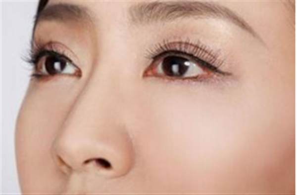 美眼部多項術多少錢