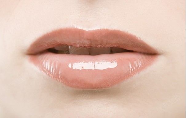 嘴大怎么變小手術