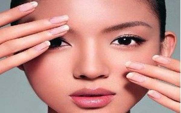 面部凹陷的原因及豐面頰的效果