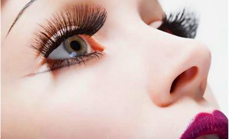 全切<a href=http://www.f3bb6.cn/listinfo-724-0.html target=_blank class=infotextkey>雙眼皮</a>后注意事項(xiàng)要怎么做