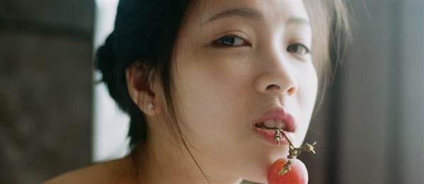 眼袋外切手術會留下疤痕嗎