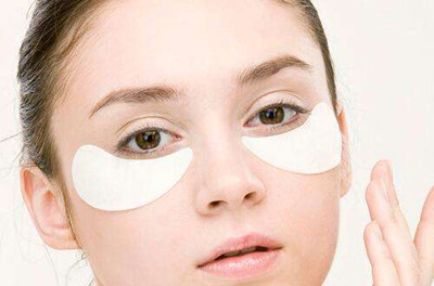 <a href=http://www.f3bb6.cn/listinfo-708-0.html target=_blank class=infotextkey>去眼袋</a>手術(shù)能維持多長時(shí)間